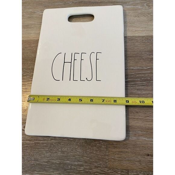 Ray Dunn Artisan Stoneware Cheese Board - Picture 4 of 6